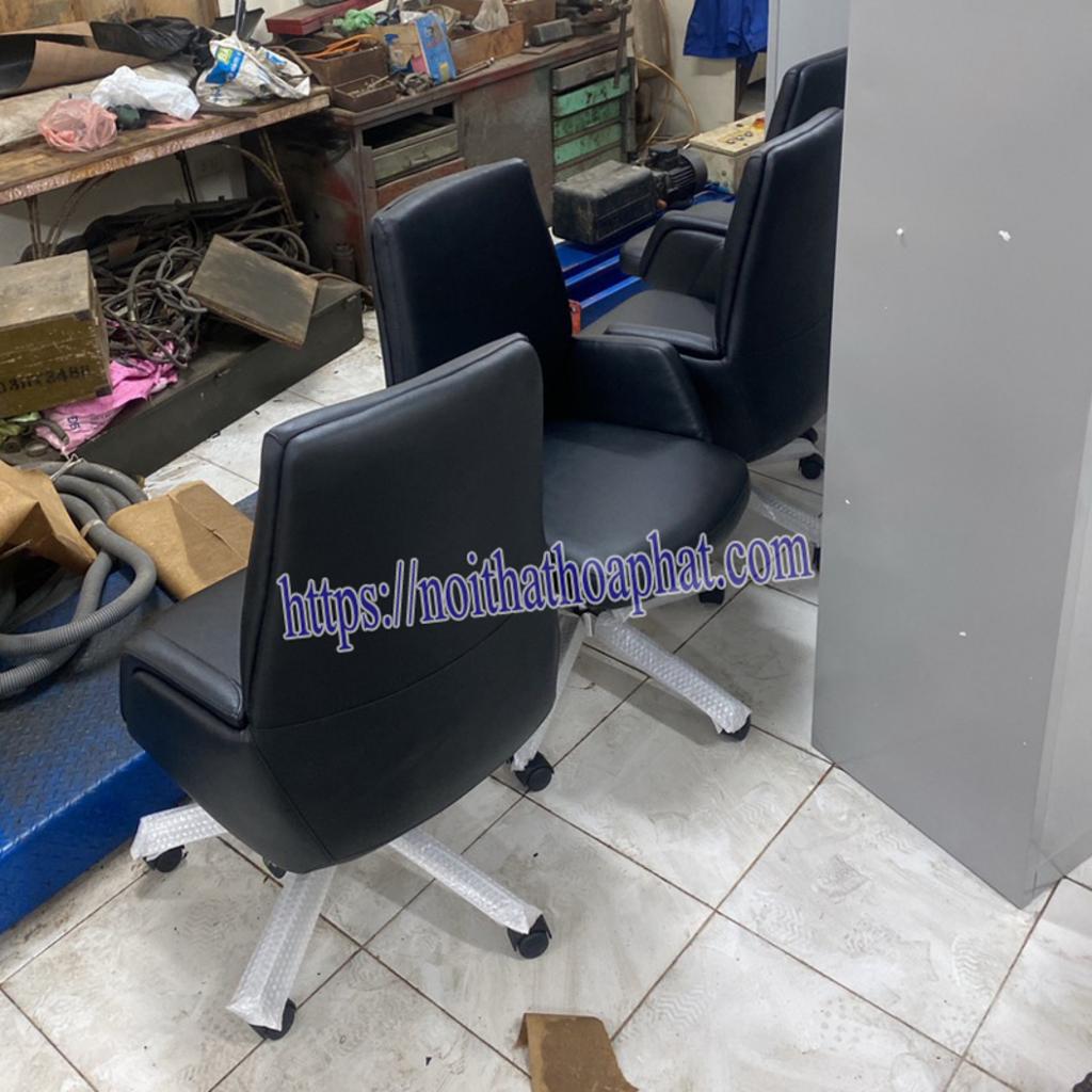 Thiết kế lưng trung thoáng khí Ghế giám đốc lưng trung SG608