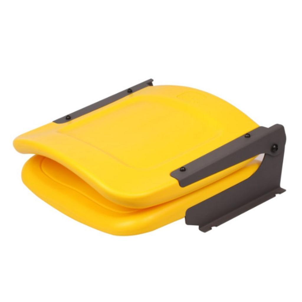 Mặt ghế bằng nhựa cao cấp hoặc gỗ plywood