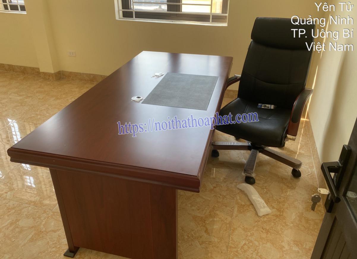 Chất liệu da thật cao cấp bền bỉ