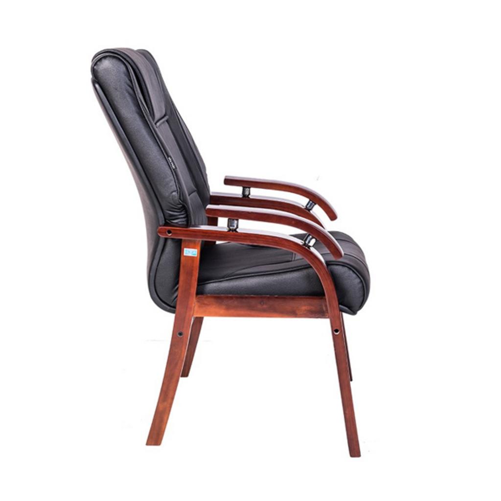 2. Thông số kỹ thuật chi tiết của Ghế họp chân gỗ GH06