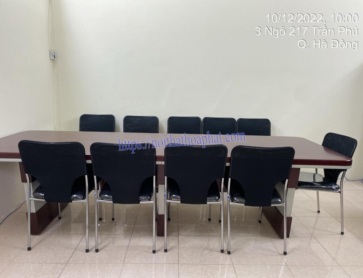 Khung thép mạ Ni-Cr chắc chắn, chống gỉ sét