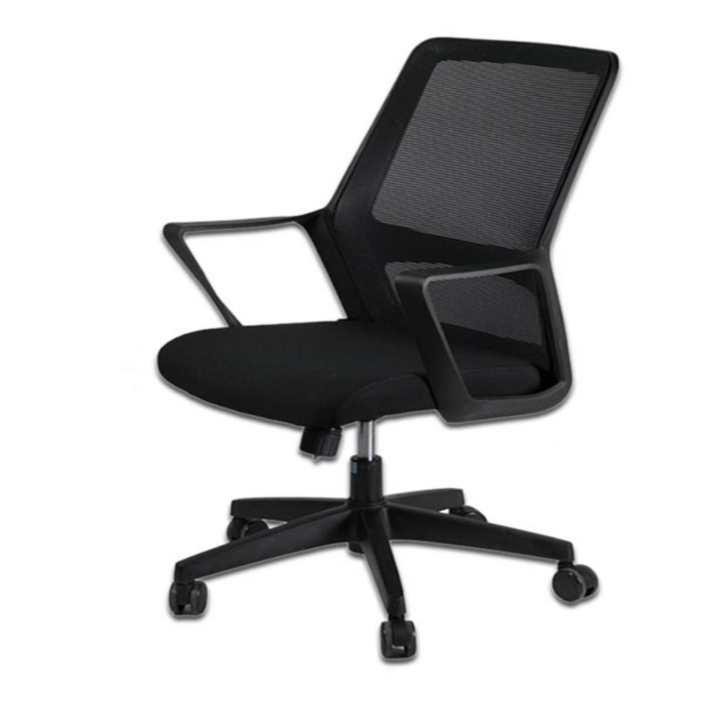 3.4. Tay ghế nhựa chắc chắn, dễ dàng vệ sinh