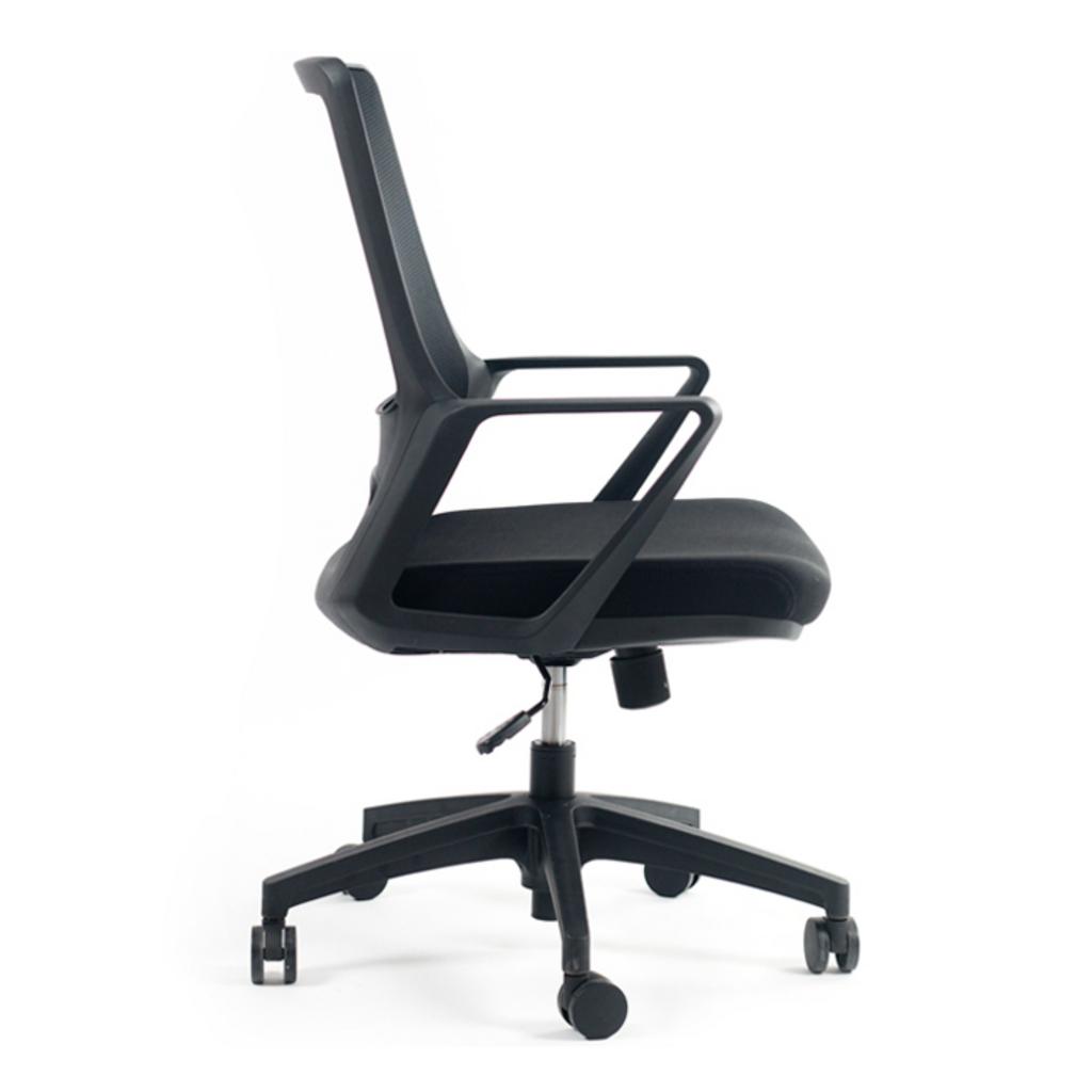 Lưng ghế lưới thoáng mát