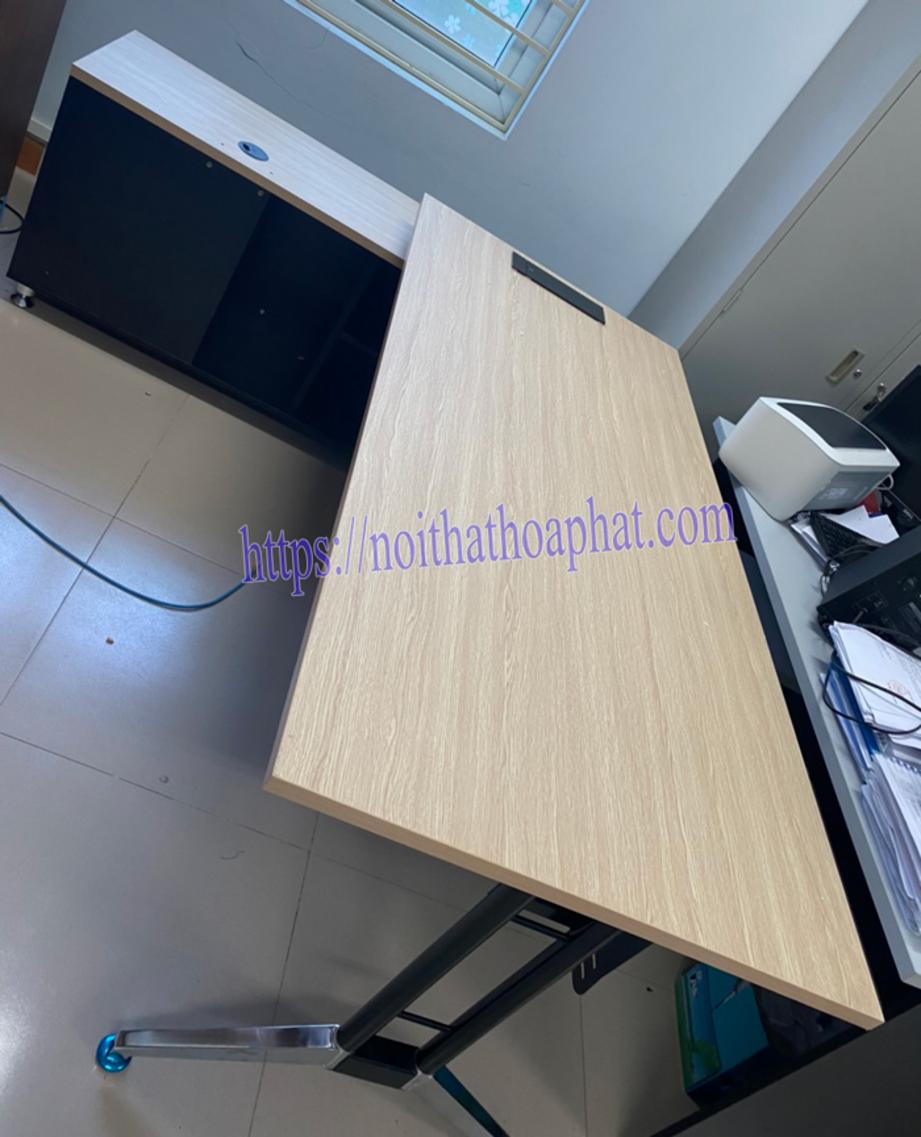 Ưu điểm nổi bật của Bàn trưởng phòng LEP180C12