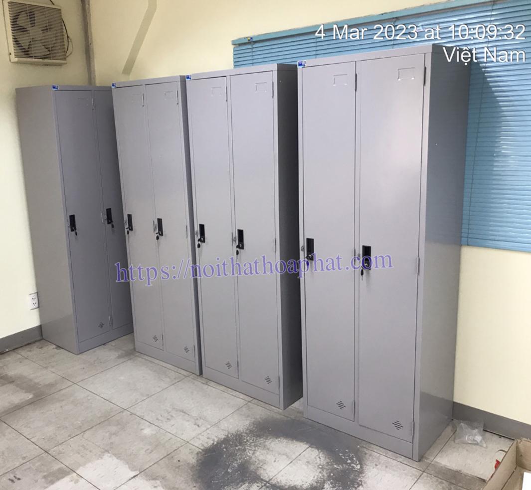 Tủ Locker TU981-2K nổi bật với chất liệu sắt sơn tĩnh điện thiết kế 2 khoang và khóa locker an toàn