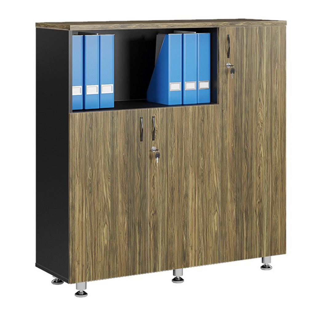 Tủ tài liệu thấp BRI1260-3B trong văn phòng hiện đại với ánh sáng tự nhiên