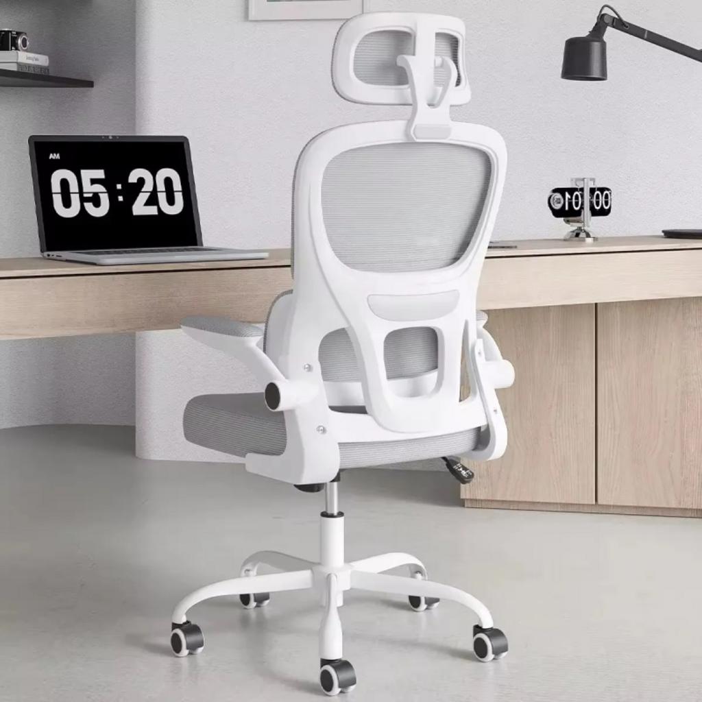 cua hang sieu thi dai viet voi khach hang va nhan vien tuvan