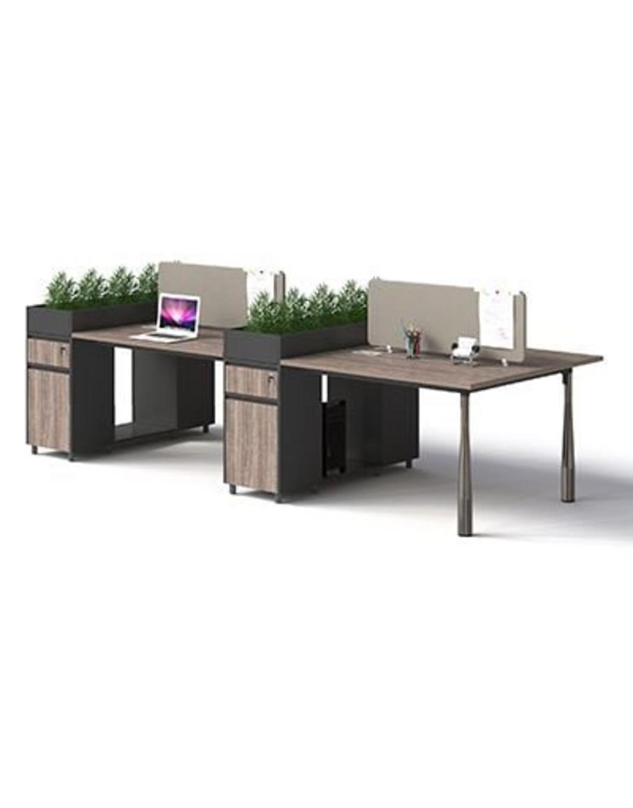 Cụm bàn nhân viên 1912B12-4H hiện đại trong văn phòng sáng sủa nhiều ánh sáng phong cách châu Âu tinh tế