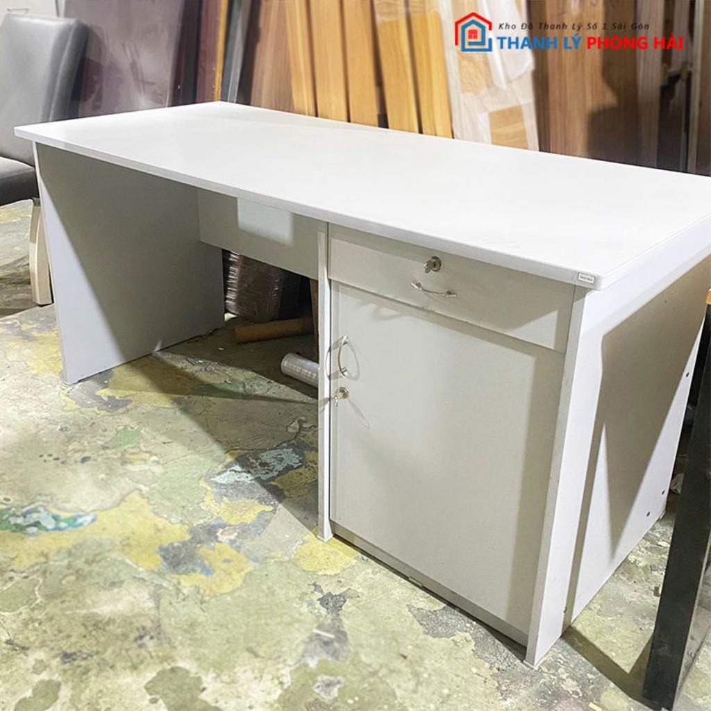 Minh họa quy trình bảo dưỡng và vệ sinh bàn với biểu tượng hướng dẫn