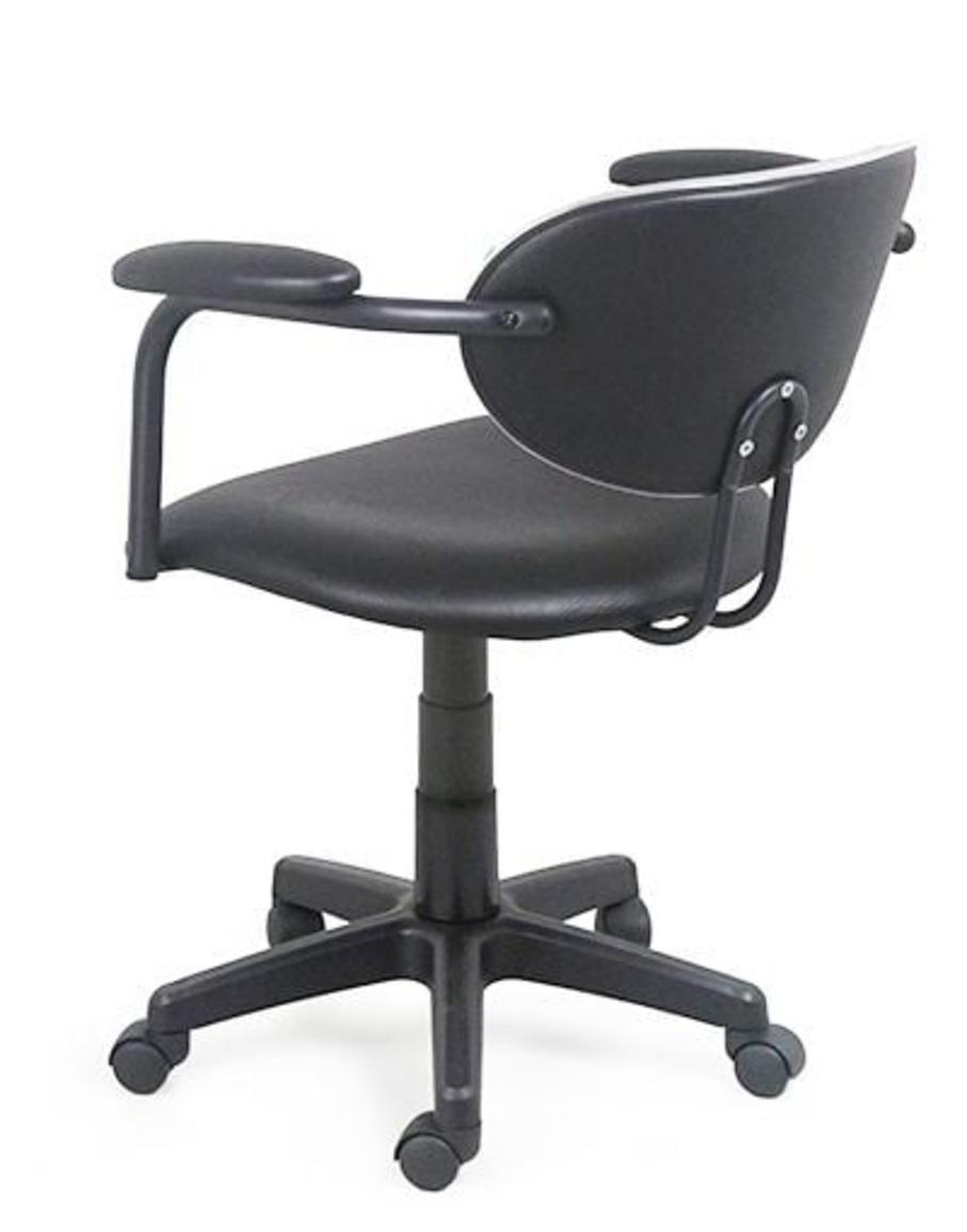 Đệm mút dày 40mm bọc vải nỉ hoặc da PVC mang lại sự thoải mái tối ưu khi sử dụng.