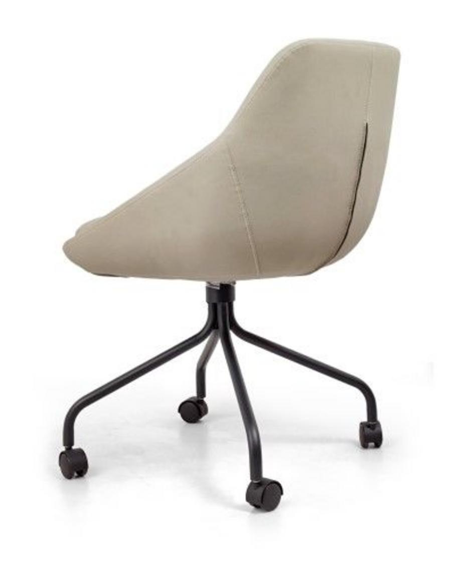 Ghế tựa GT243B với thiết kế hiện đại, bọc da PU cao cấp, chân bánh xe tiện lợi