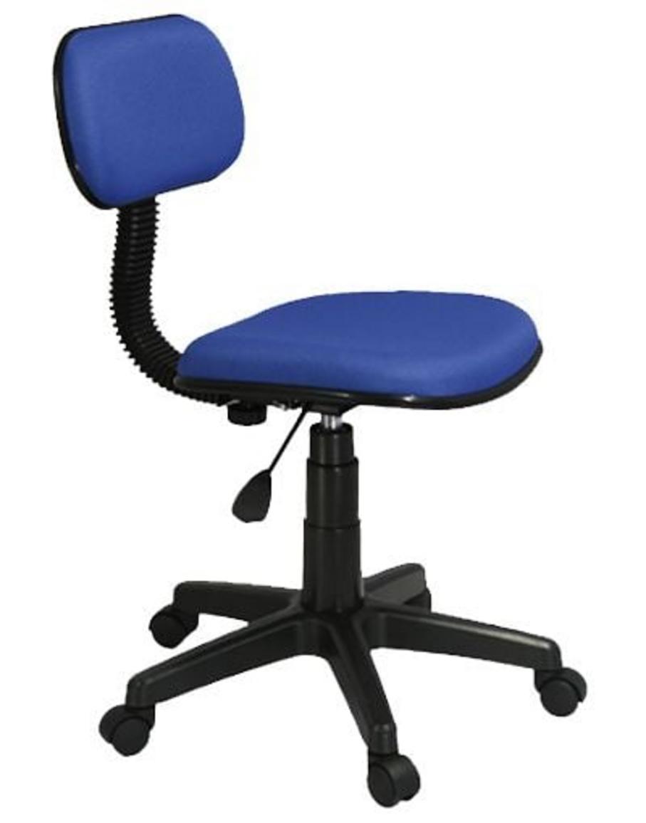 Chân đế nhựa hình sao bền đẹp, mang lại sự ổn định và linh hoạt khi di chuyển.