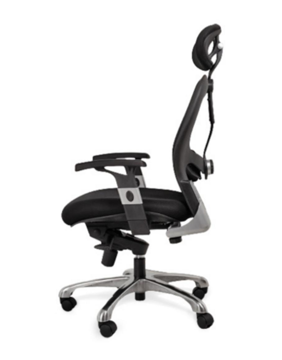 Gối tựa đầu điều chỉnh của GX204B mang lại sự hỗ trợ linh hoạt và êm ái cho vùng cổ và vai.