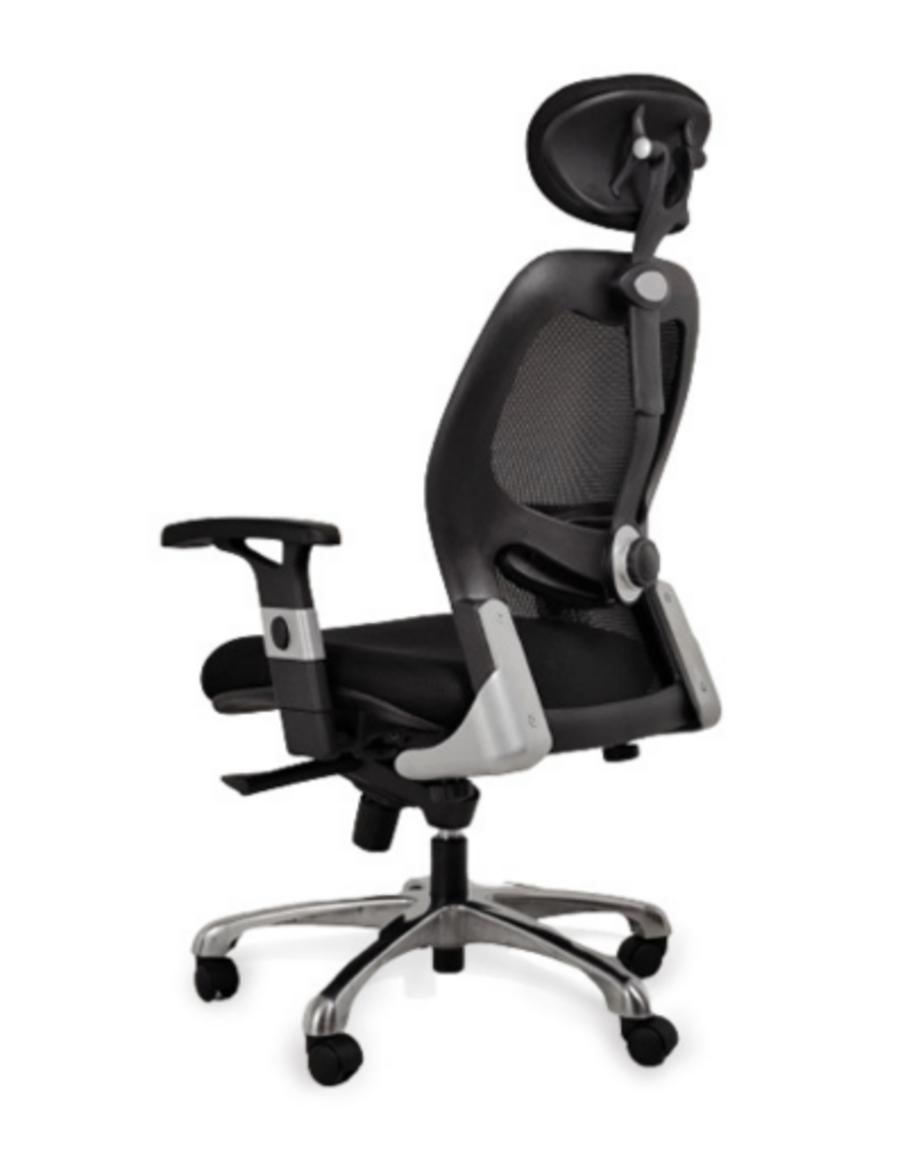 Ghế xoay GX204B với thiết kế công thái học hiện đại, khung lưới thoáng khí hỗ trợ tối ưu cho người dùng.