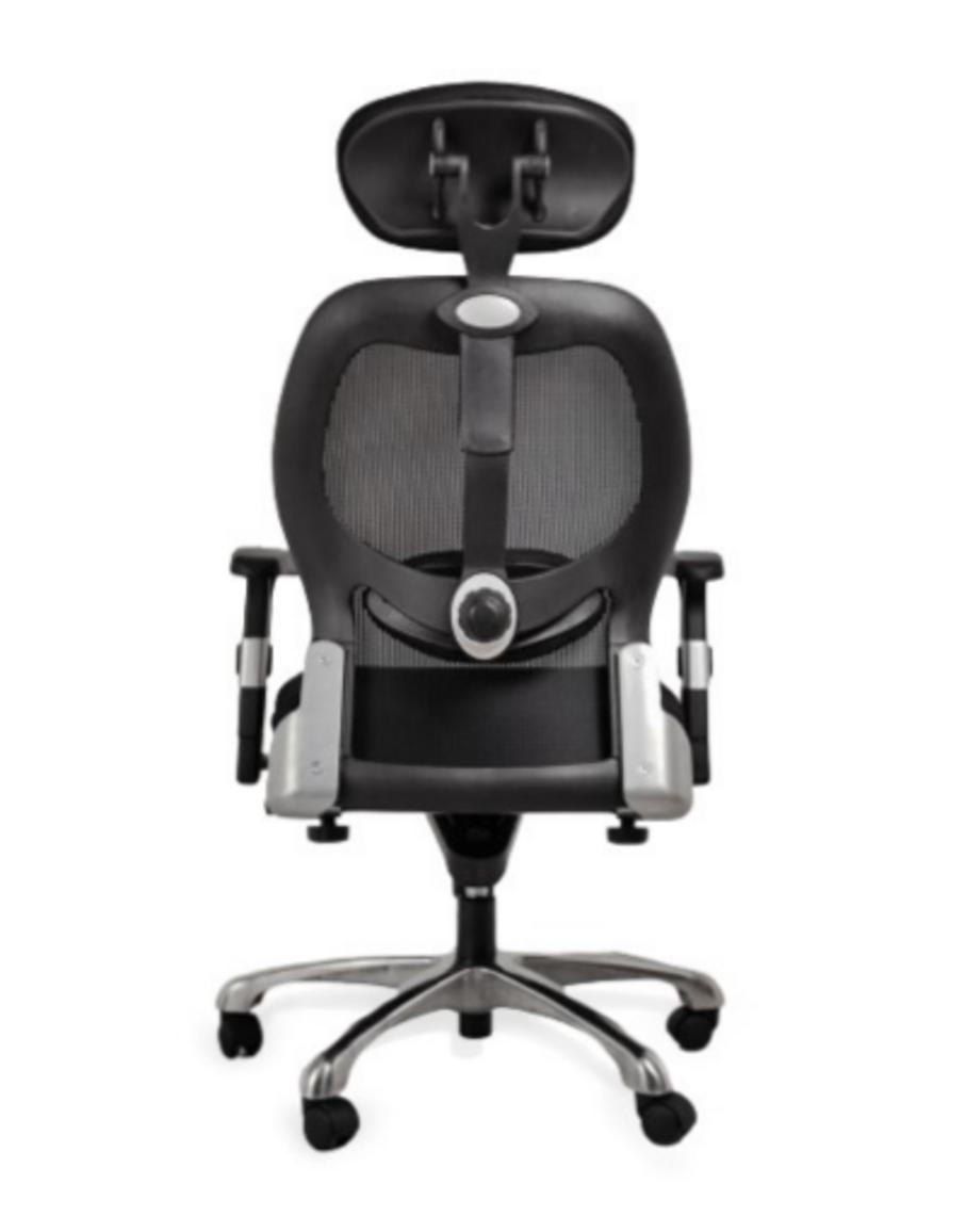 Thân ghế lưới thoáng khí của Ghế xoay GX204B giúp giảm nhiệt và tăng sự thoáng mát khi ngồi.