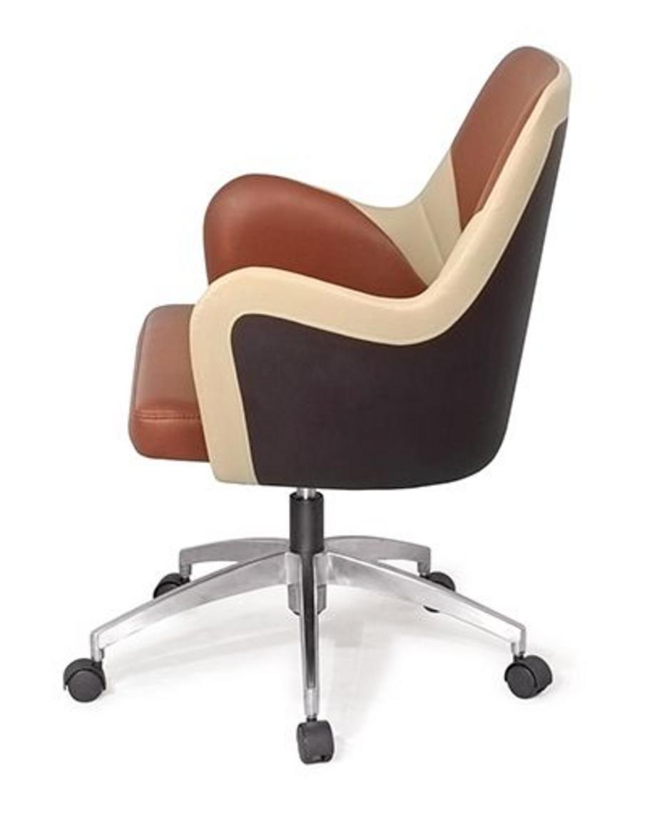 Ghế xoay GX2320-HK với thiết kế hiện đại và chất liệu bọc da PU cao cấp.