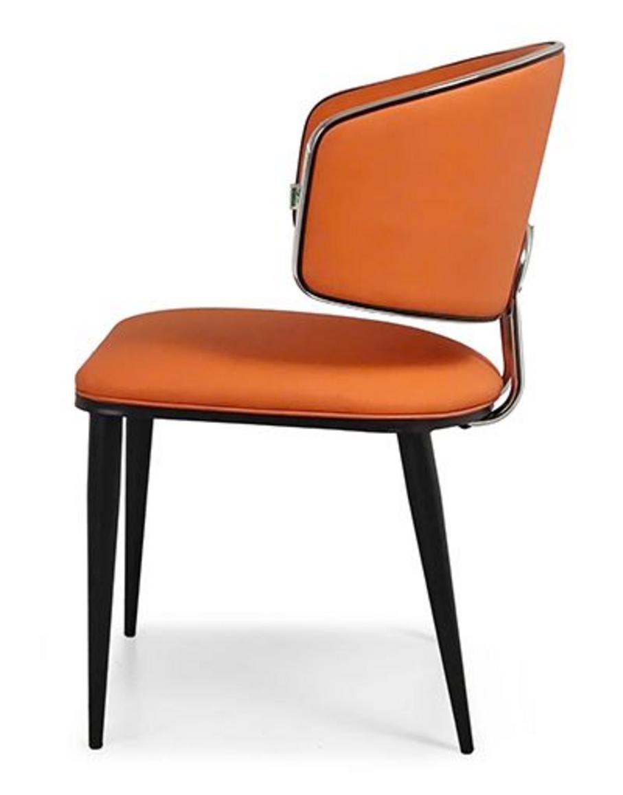 Khung chân thép sơn tĩnh điện bền bỉ của Ghế tựa GT2413