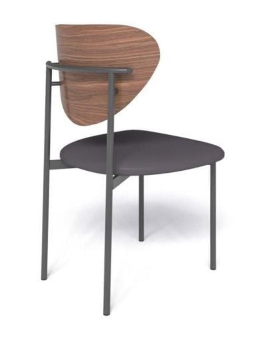 Kích thước tiêu chuẩn của Ghế tựa GT2411 phù hợp nhiều không gian.