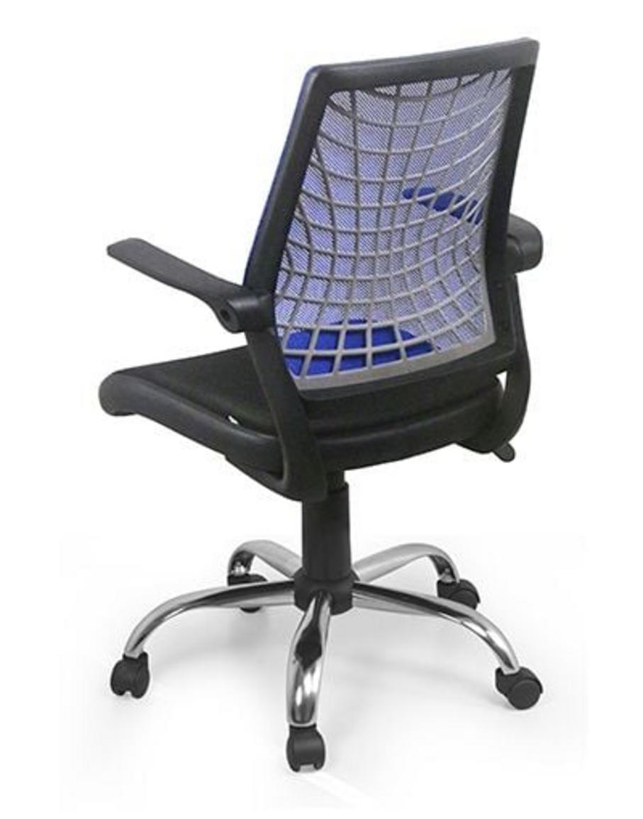 Khung nhựa đàn hồi cao cấp tạo nên thiết kế bền bỉ, thanh lịch cho ghế.