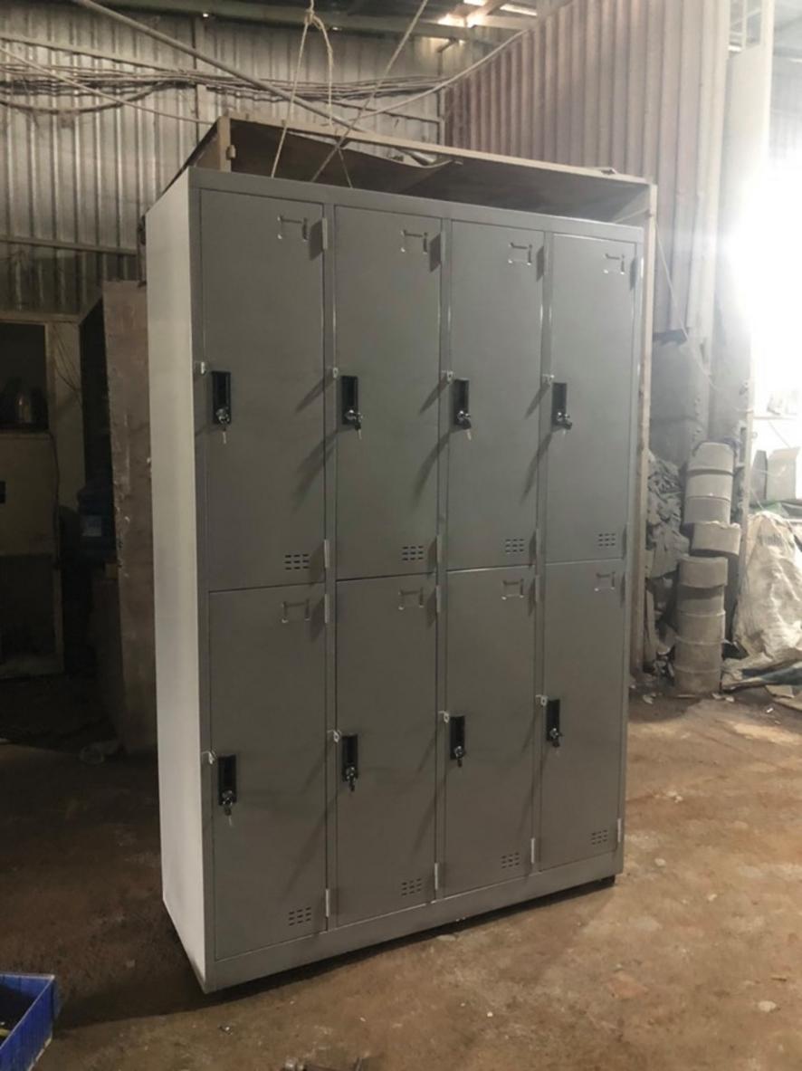 Khóa locker liền tay nắm và tai móc khóa — tăng cường an ninh cho từng ngăn.