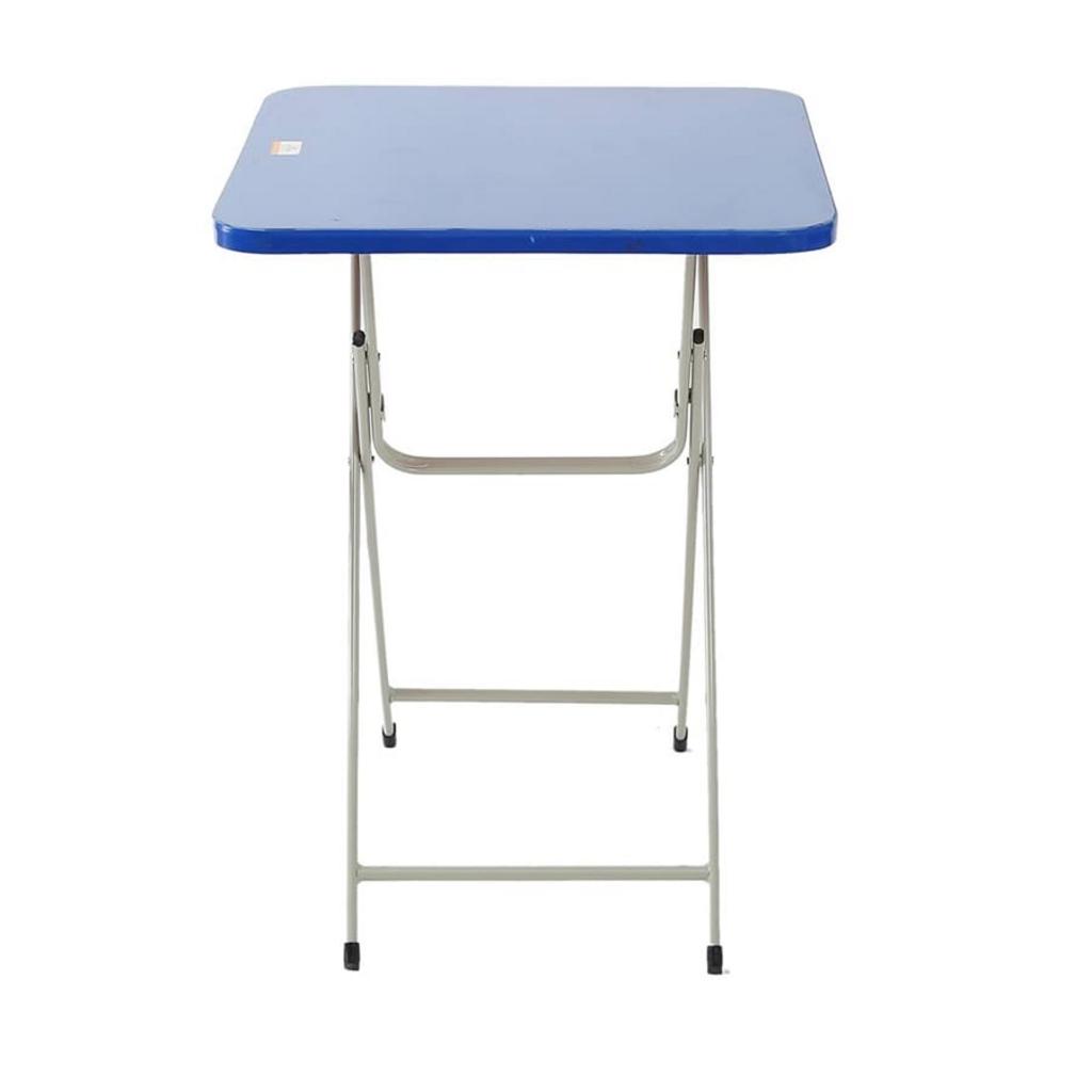 Hình ảnh tổng thể sản phẩm Bàn Fansipan patio nhựa trên nền trung tính, bắt mắt.