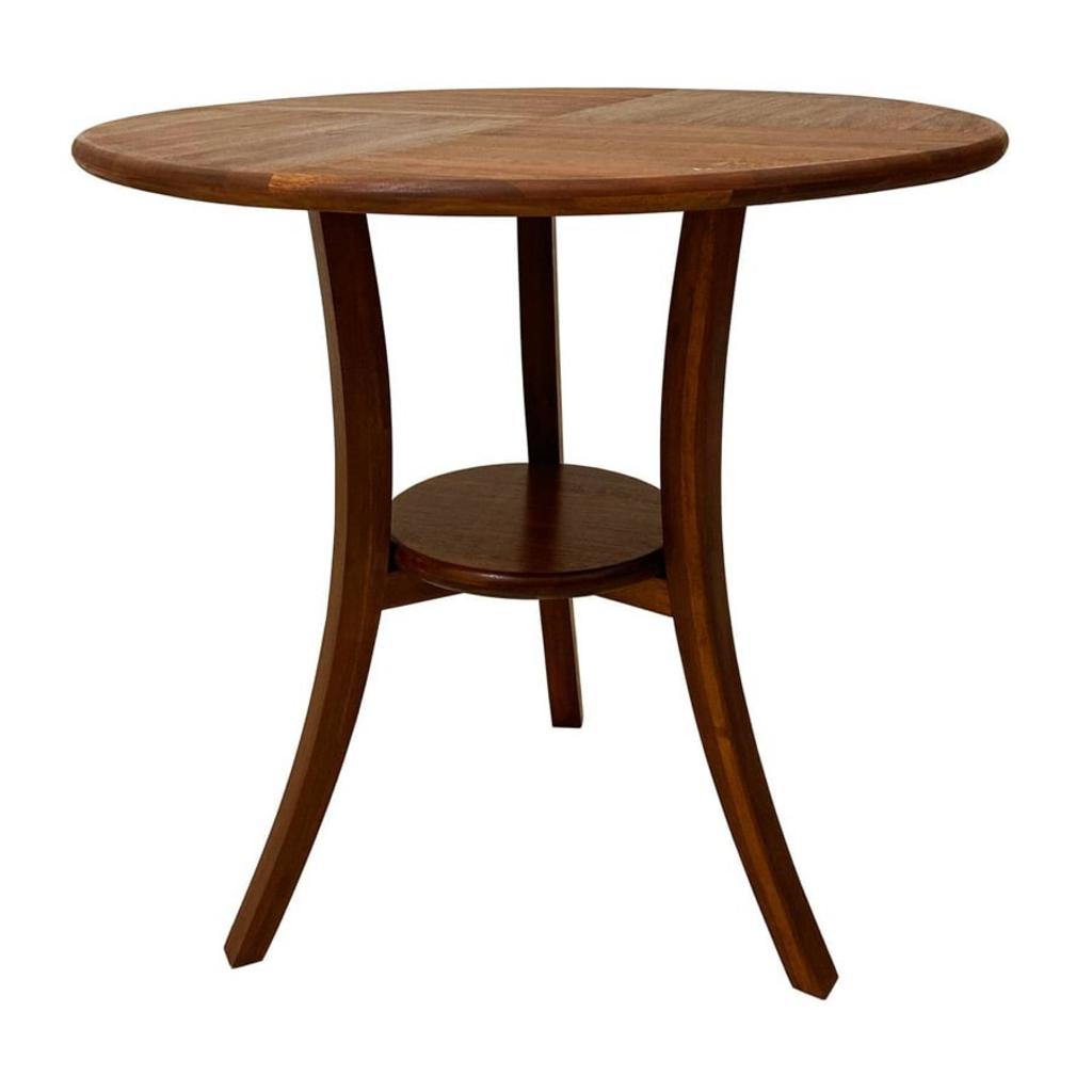 Hình ảnh sản phẩm Bàn Fansipan Valley 02 nổi bật, sang trọng phù hợp đặt ngoài trời.