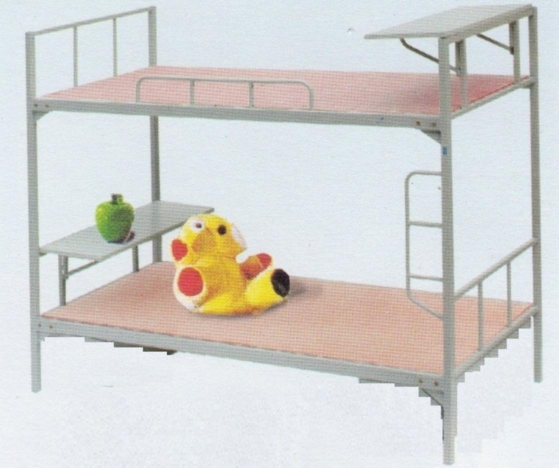 Bàn viết gấp gỗ melamine dày 15mm tích hợp tiện lợi trên giường tầng.