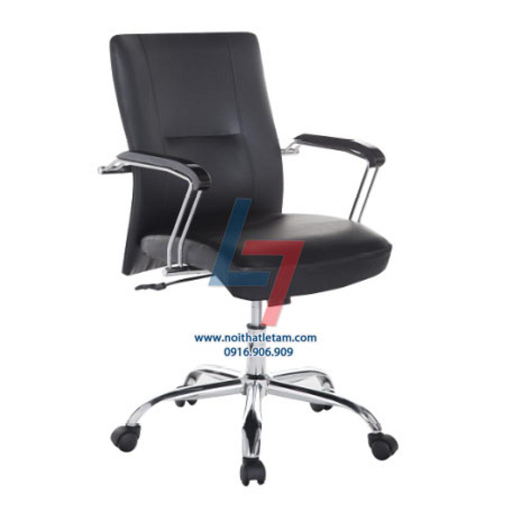 Bánh xe nylon di chuyển nhẹ nhàng, bảo vệ sàn và tăng tính linh hoạt khi sử dụng.