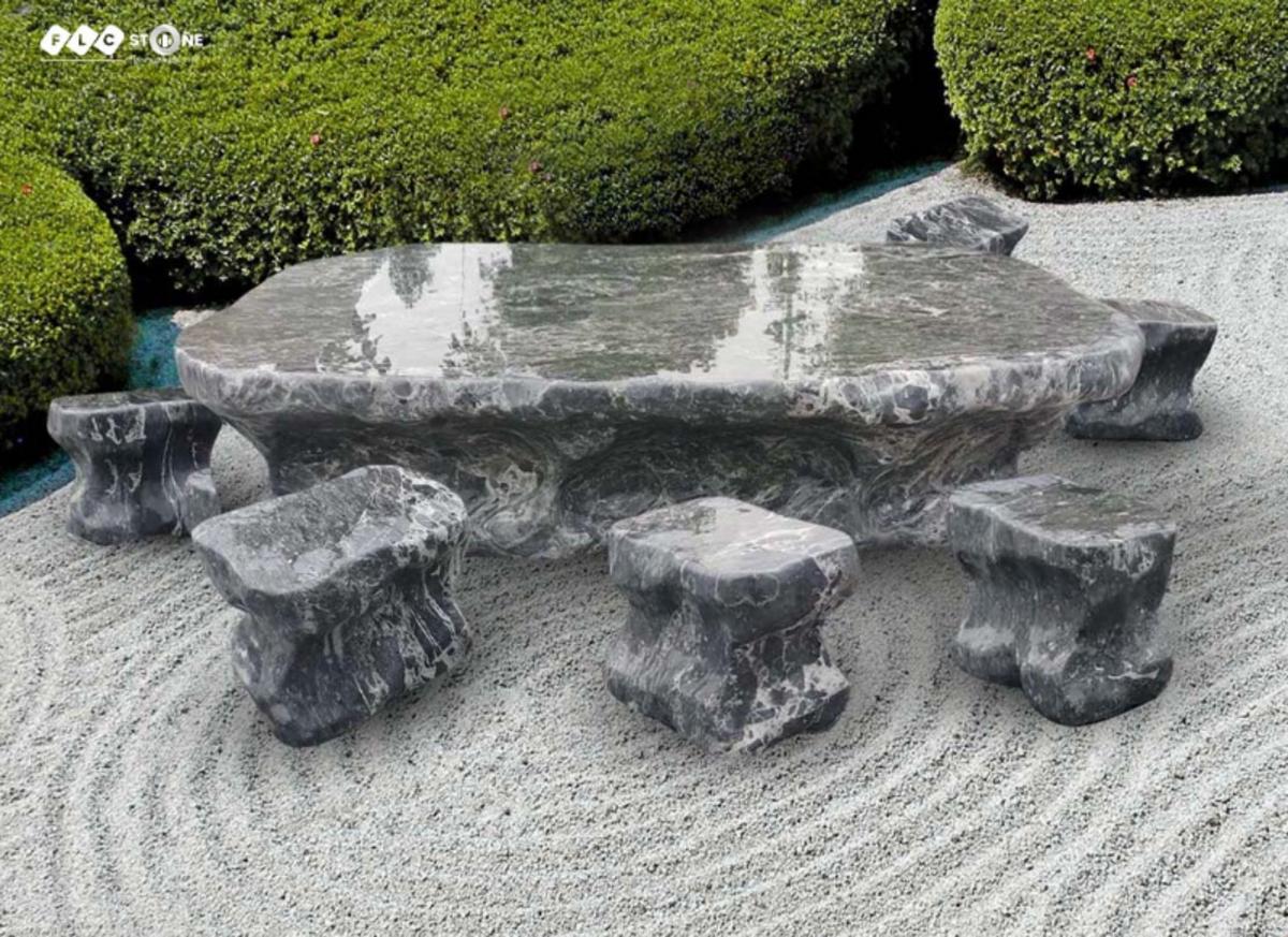 Bảo hành 2 năm giúp khách hàng hoàn toàn yên tâm sử dụng bàn đá.