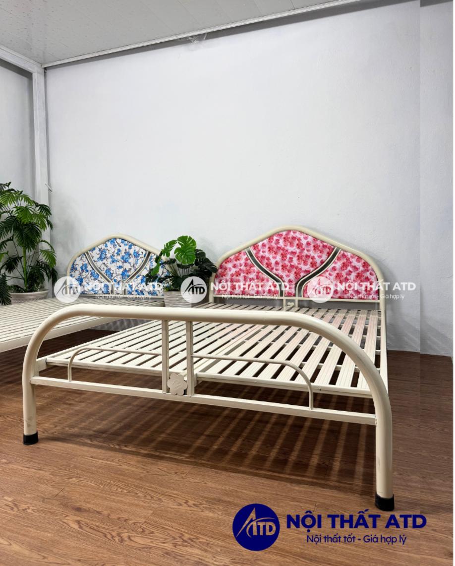 Chính sách bảo hành 24 tháng và vận chuyển miễn phí tại TP.HCM tạo sự an tâm cho khách hàng.