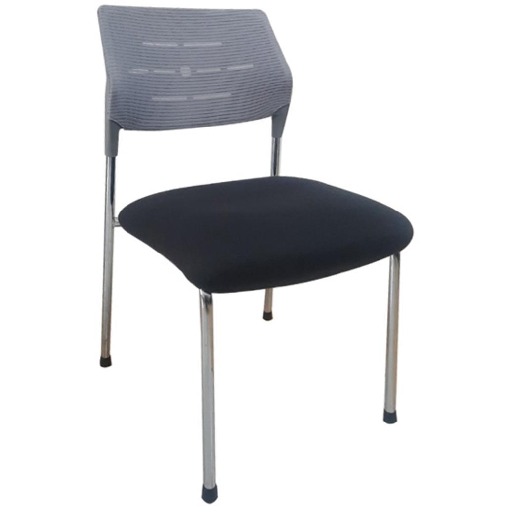 Ảnh chi tiết chân ghế inox 201 chắc chắn và bóng bẩy của Ghế văn phòng DP420.