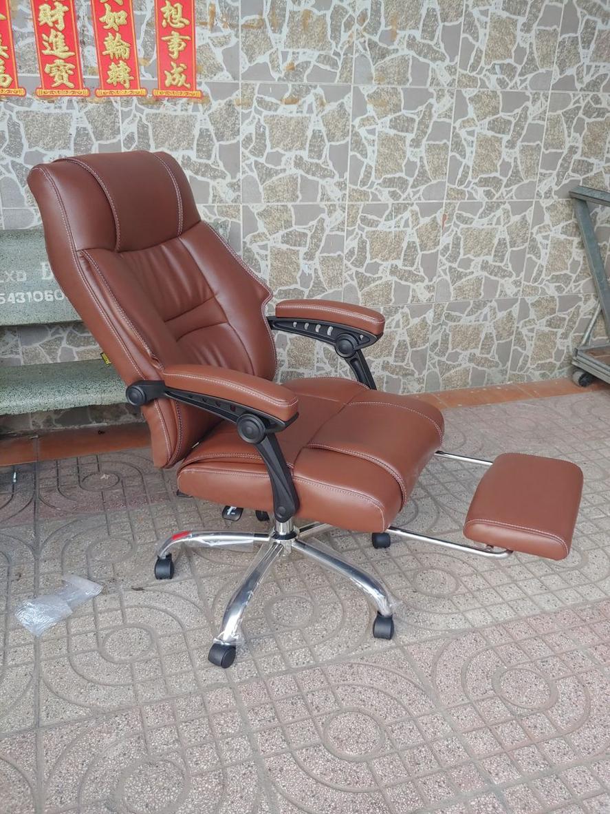 Chân ghế inox 201 không gỉ bền bỉ của Ghế văn phòng DP821.