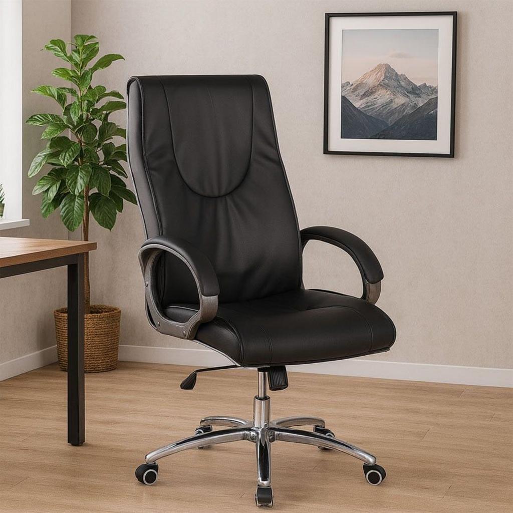 Chân ghế nhôm đúc 5 cánh đảm bảo độ bền và sự ổn định trong khi ngồi.