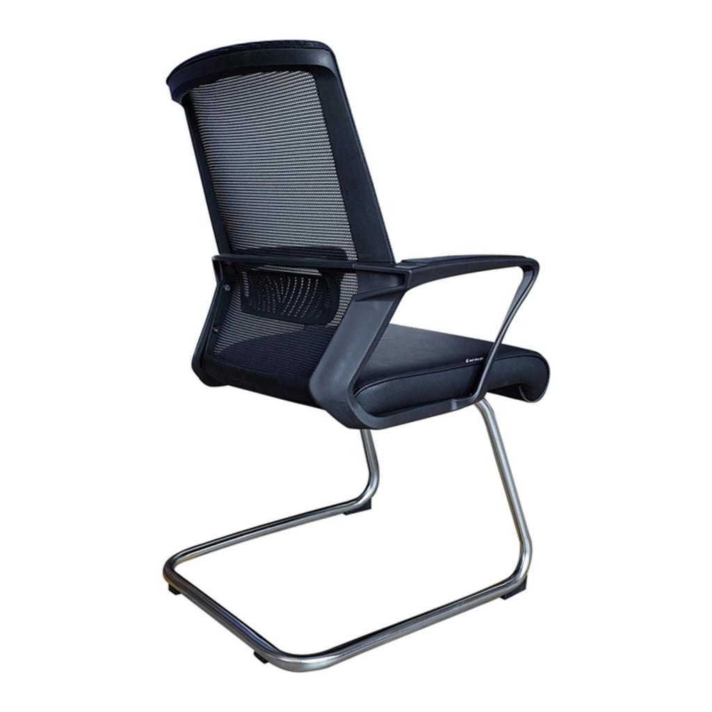 Chân quỳ liền tay ốp nhựa tạo nét sang trọng và thuận tiện cho người dùng.