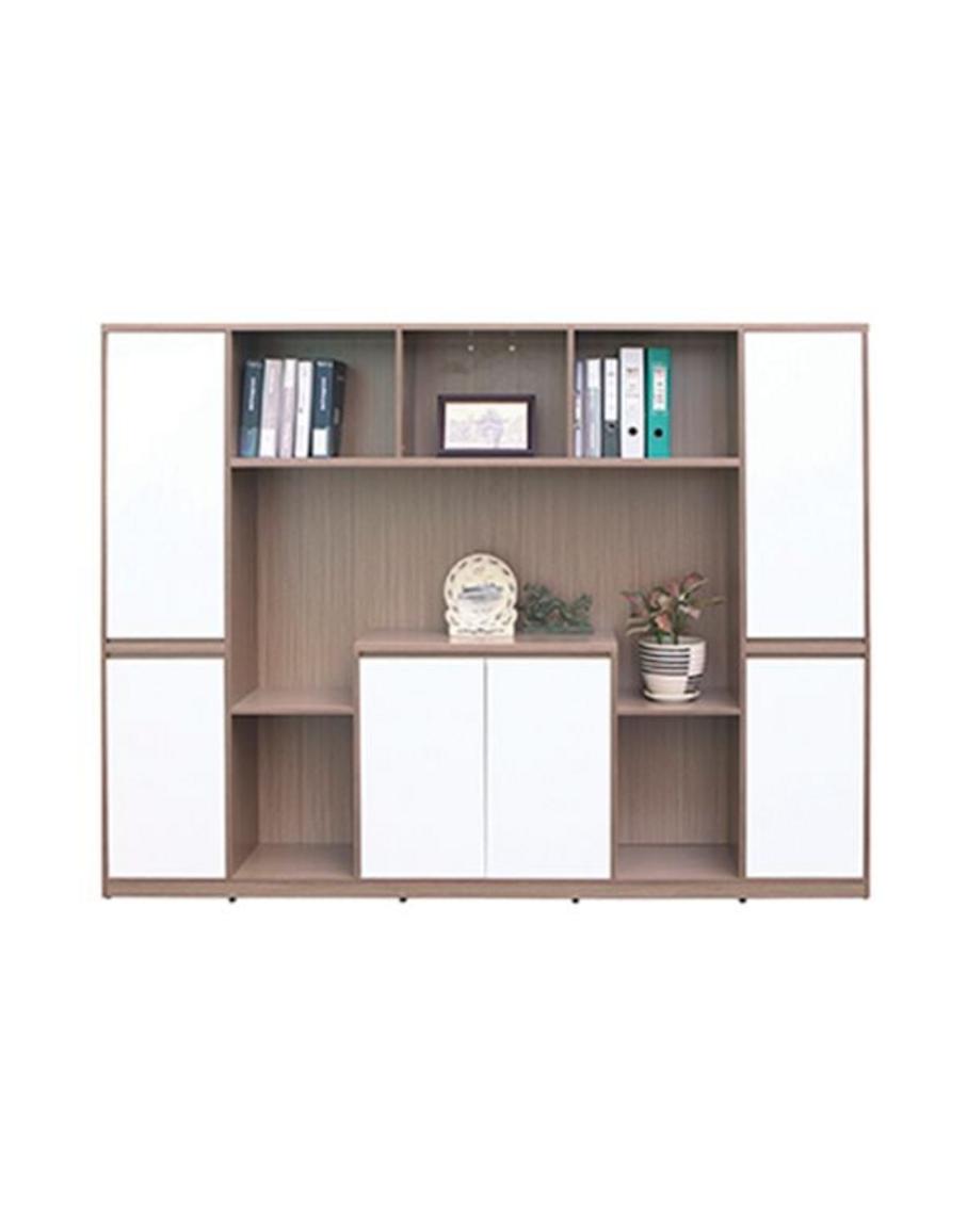Bề mặt gỗ MFC phủ Melamine của Tủ gỗ TG08 chống trầy xước và giữ màu lâu bền.