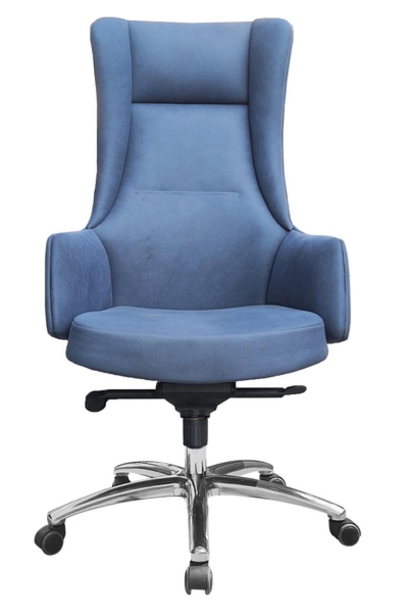 Chất liệu simili PU cao cấp mang đến vẻ ngoài sang trọng và độ bền cho Ghế văn phòng DP988.