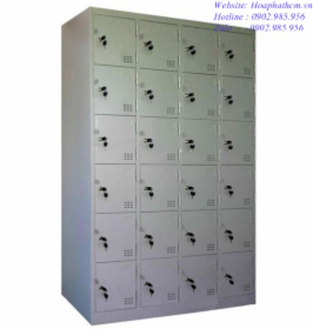 Ảnh cận cảnh chất liệu thép sơn tĩnh điện chống gỉ của tủ locker.