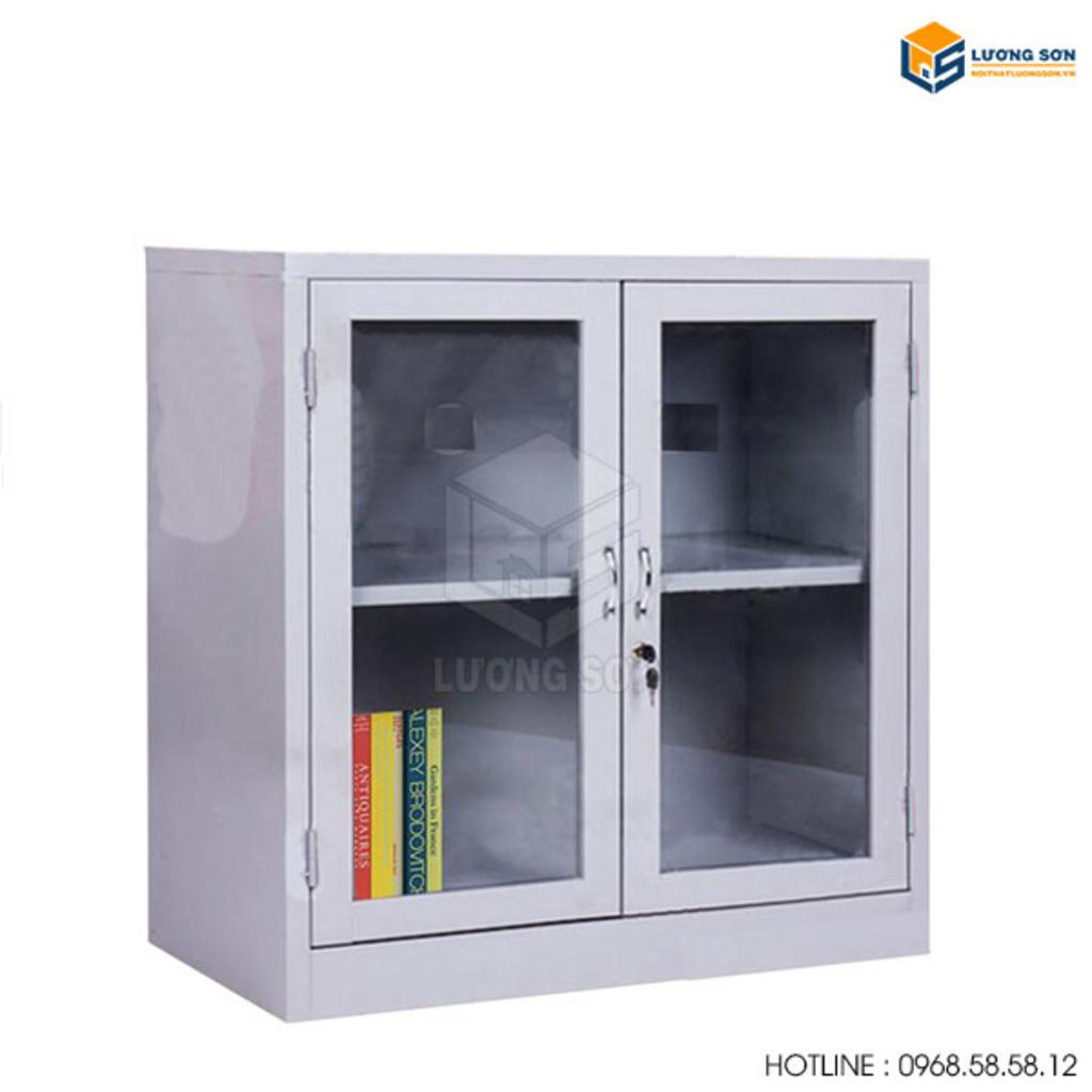 Ảnh mô tả bề mặt thép sơn tĩnh điện màu ghi, thể hiện độ bền và khả năng chống gỉ sét.