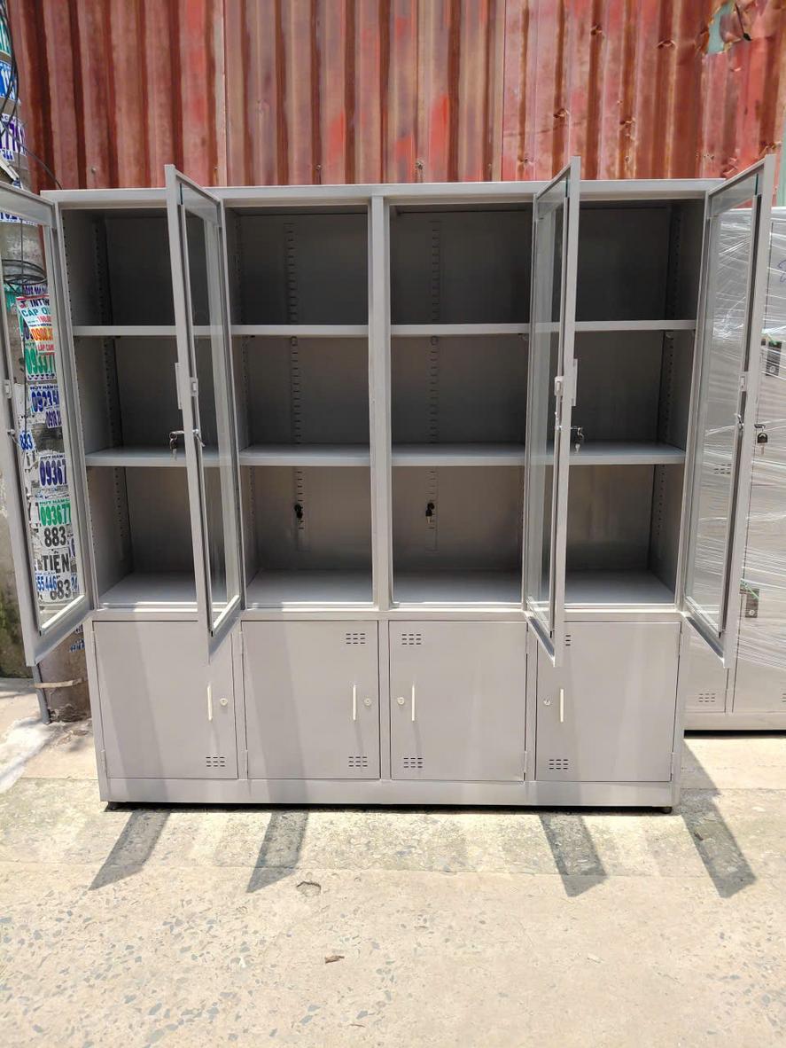 Tole dày 0.5–0.7mm với lớp sơn tĩnh điện giúp chống rỉ và giữ bề mặt bền đẹp.