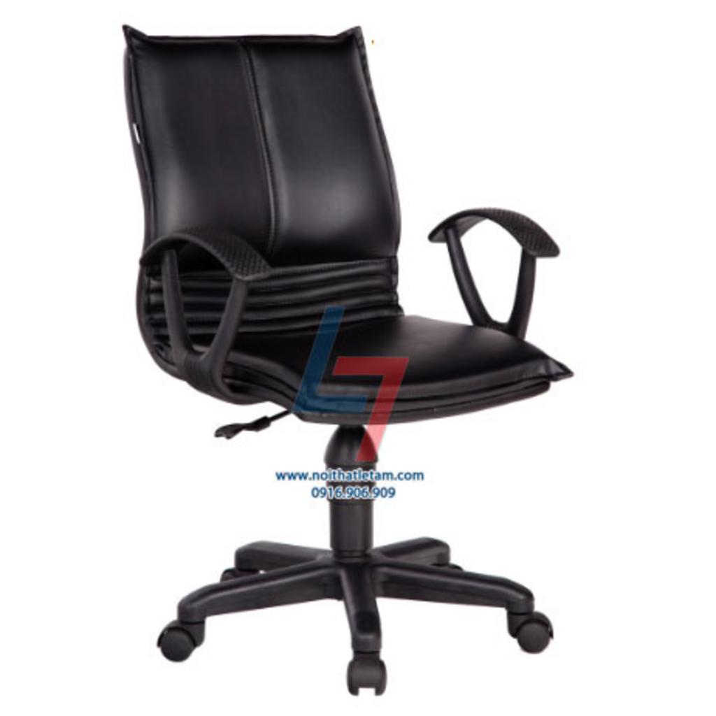 Nệm simili và vải cao cấp mang lại sự mềm mại và thoáng khí cho Ghế văn phòng DP 508TN.