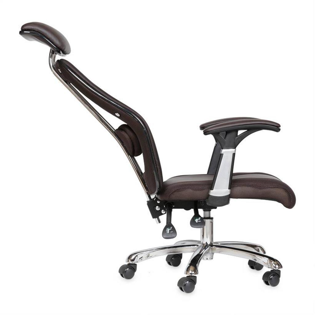 Chất liệu da PU cao cấp vừa sang trọng vừa dễ vệ sinh, bền bỉ theo thời gian.