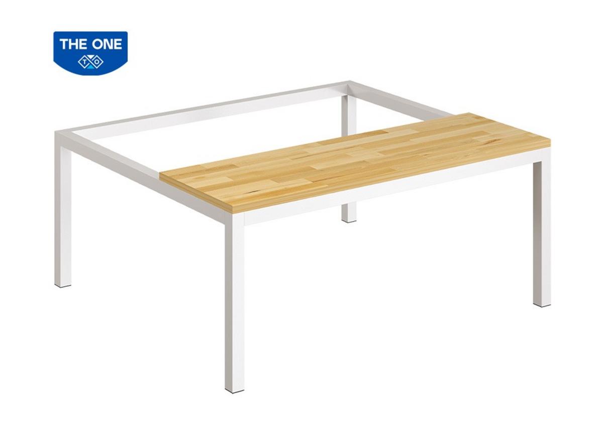 Khay kéo mỏng, dễ thao tác giúp tiết kiệm không gian làm việc hiệu quả.