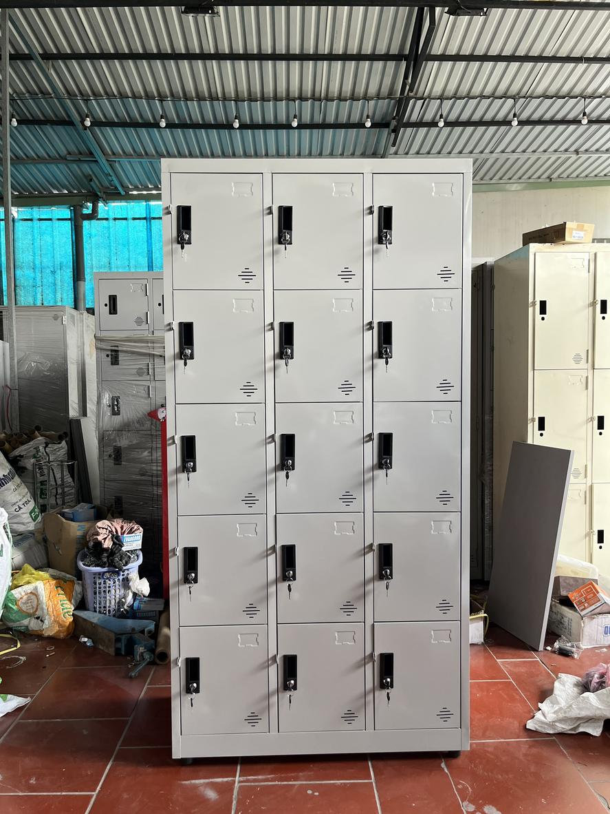 Khóa locker hiệu Target nhập khẩu Thái Lan, đảm bảo an toàn.