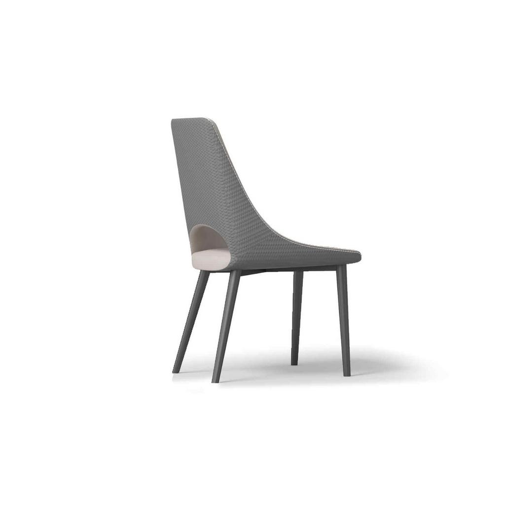 Chỗ ngồi Ghế 3028A rộng rãi, êm ái, tiện lợi.