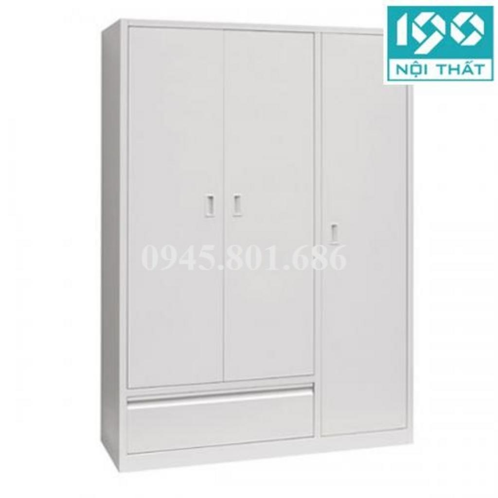 Tủ áo TSA3 với màu kem sang trọng hài hòa cùng nội thất phòng ngủ.