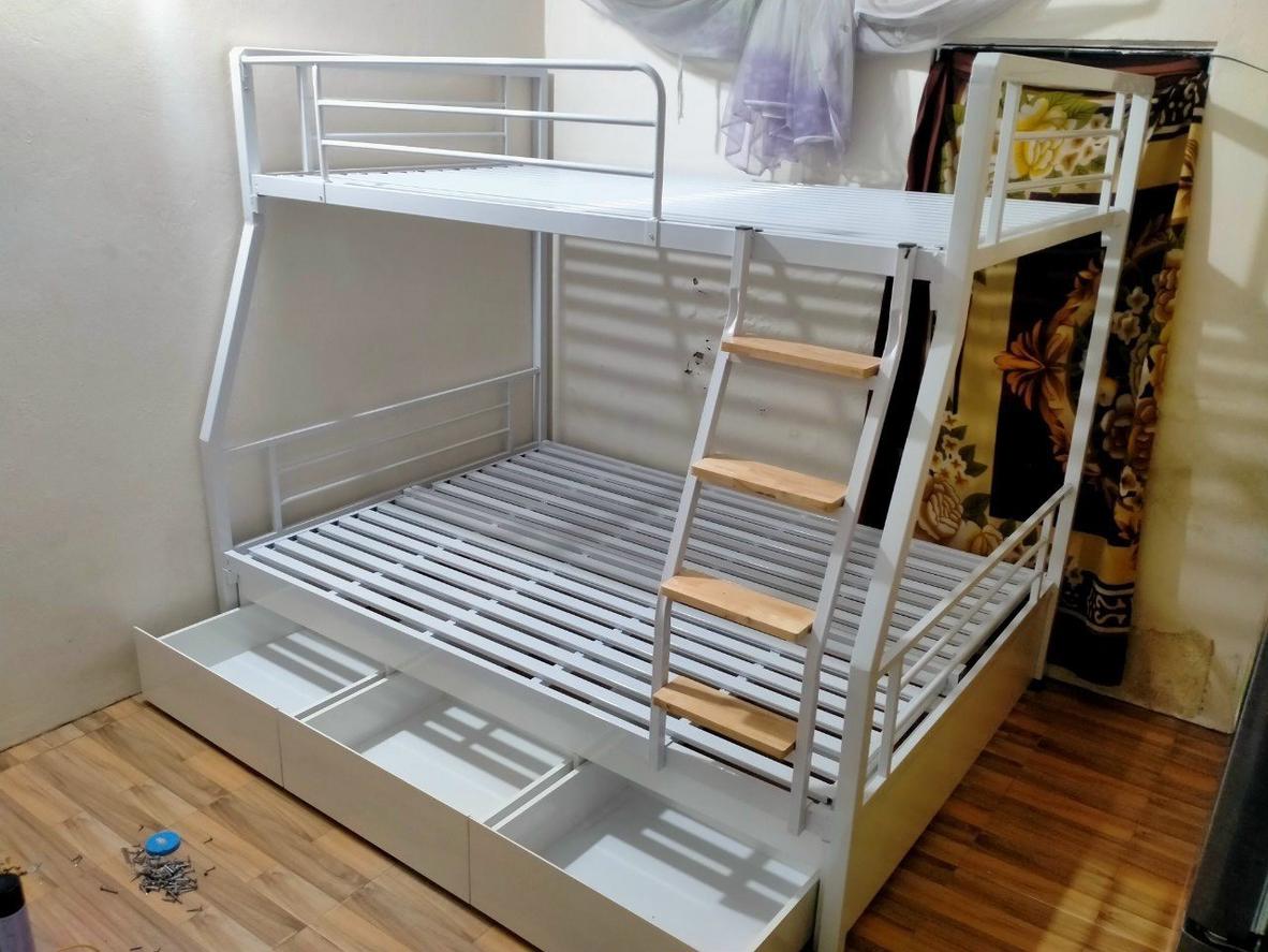 Thiết kế tháo lắp giúp dễ dàng vận chuyển và lắp đặt.