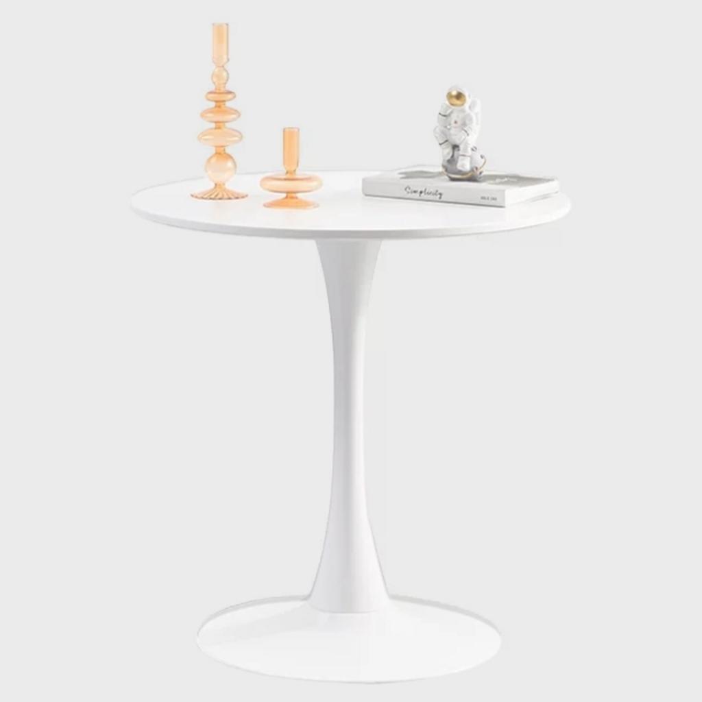 Chân bàn tháo rời dễ dàng giúp di chuyển và vệ sinh thuận tiện.