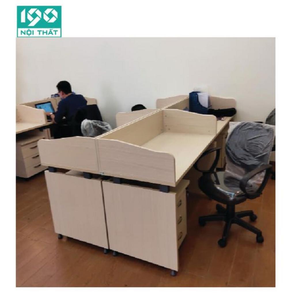 Hình ảnh phóng to mô tả độ dày 17-18mm của vách ngăn gỗ VG18.