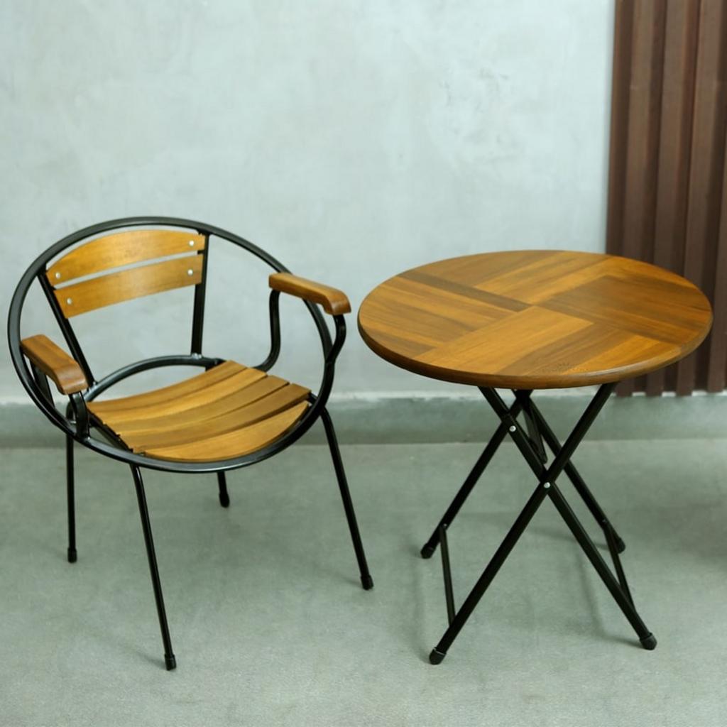 Khung sắt ống elip 14x24mm sơn tĩnh điện đảm bảo sự bền chắc và chống ăn mòn.