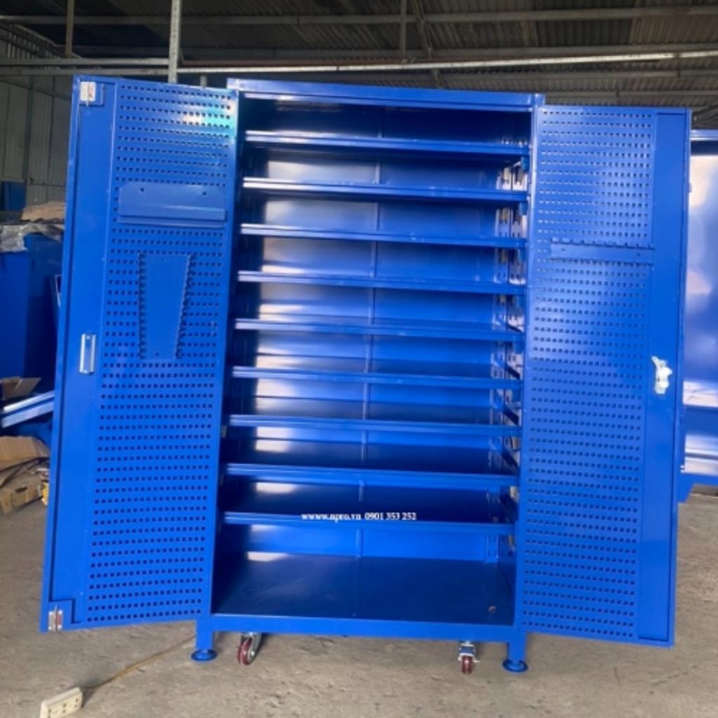 Màu xanh lá sơn tĩnh điện — tươi mới và dễ phối không gian.